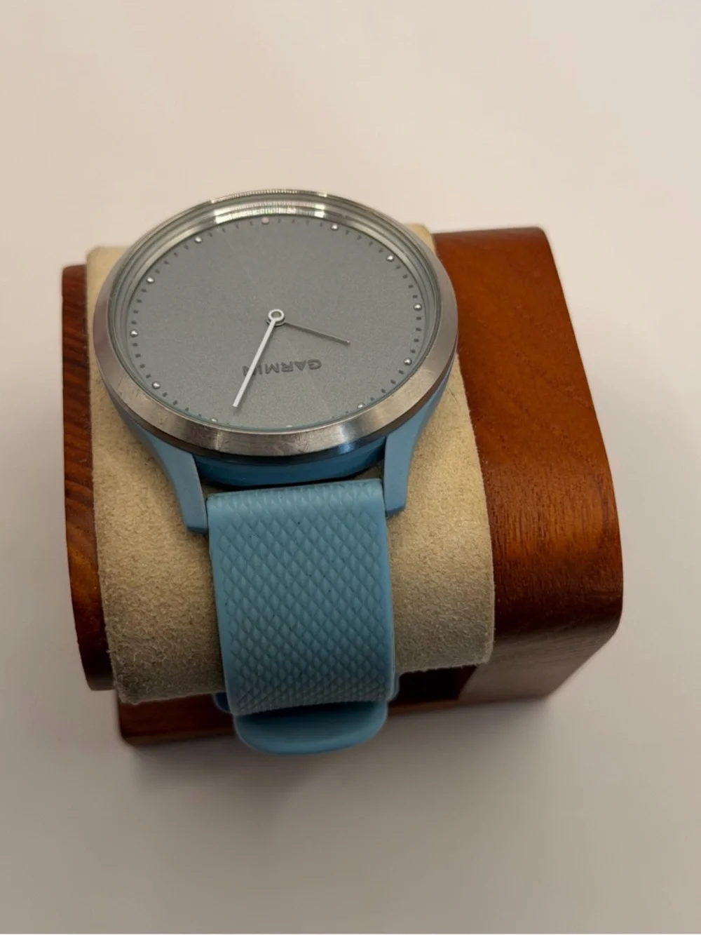 Garmin Vivomove HR (rare color, for parts)‎